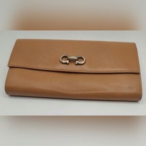 Salvatore Ferragamo Tan Leather Double Gancio Continental Wallet